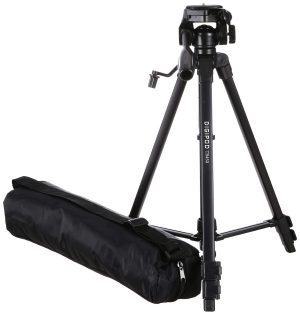 Digipod TR-452 Tripod with free mount for camera or smartphone (4.4 feet general height)